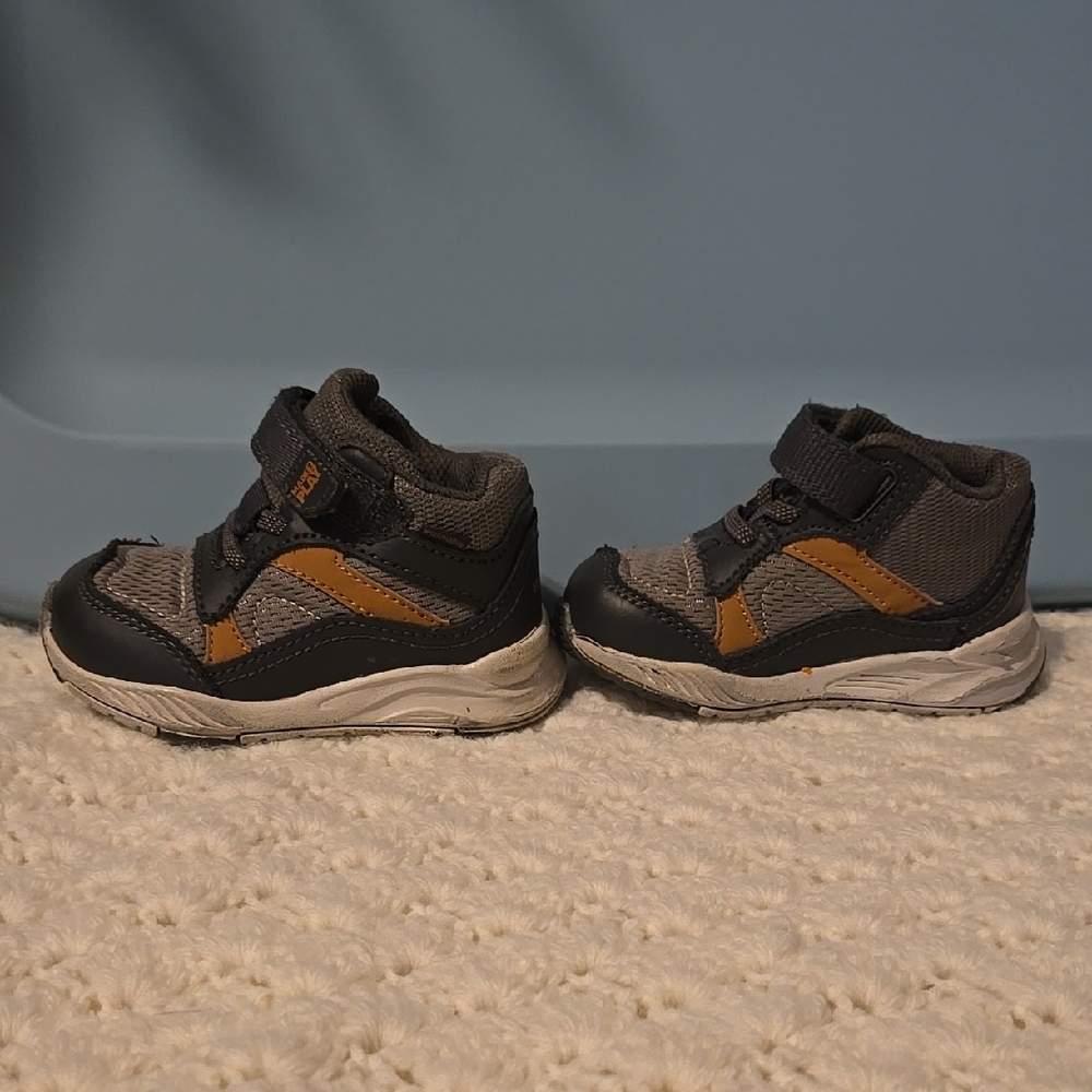 STRIDE RITE WILSON SHOES